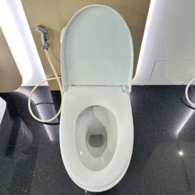 Bồn cầu INAX 1 khối AC989 Aqua Ceramic nắp êm