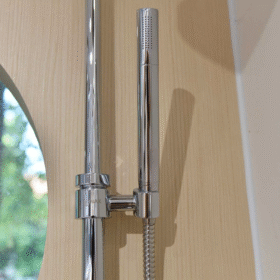 Ảnh chụp Vòi sen cây tắm INAX BFV-70S nóng lạnh tay sen cách điệu
