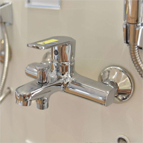 Ảnh chụp sen tắm INAX BFV-2013S nóng lạnh cao cấp