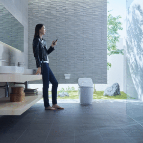 ảnh thật bồn cầu INAX AC-1032VN (AC1032VN) 1 khối Aqua Ceramic