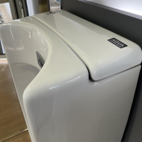 Ảnh thực tế Bồn tiểu nam INAX AFU-600VAC cảm ứng dùng điện 220V-2