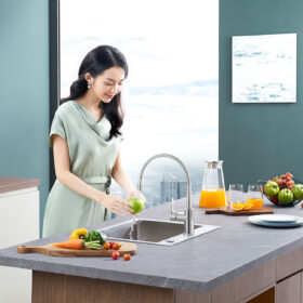 Ảnh thực tế vòi bếp nóng lạnh INAX SFV-303S