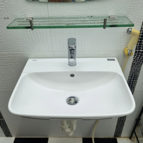 Ảnh thực tế Chậu Rửa Lavabo Inax AL-289V Treo Tường Aqua Ceramic 500x400 mm